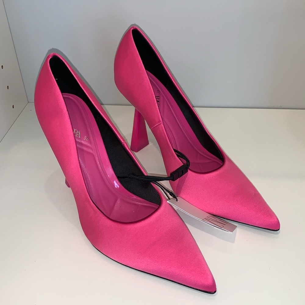 Zara Satin‎ Pointed Stiletto Heels - Picture 4 of 13